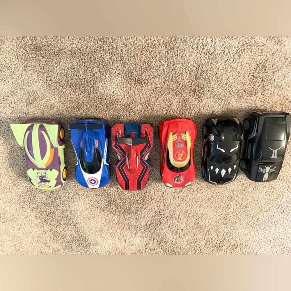 Marvel Superhero Toy Car Collection - Red, Blue, Black, Green